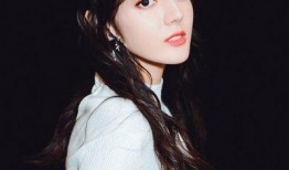 圈内八卦爆料热巴最新,神秘新作品引期待，圈内八卦揭秘幕后故事